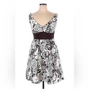 B. Smart Black and White Rose Midi Dress Size 14 V-neck